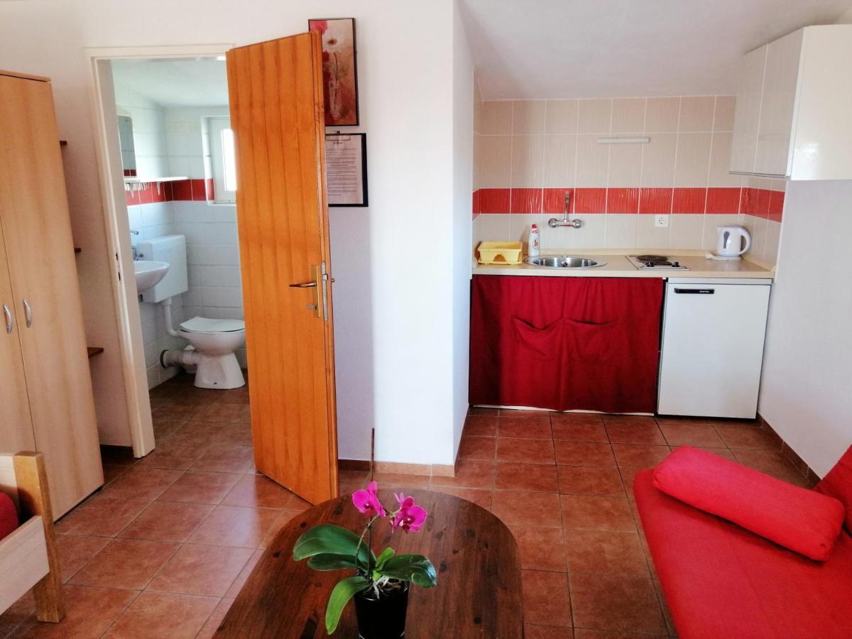 Apartments Brkovic Sukošan 外观 照片